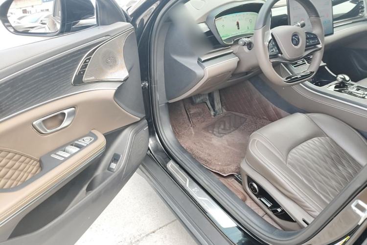 Used BYD Han 2022 DM-i 121KM Luxury Model Driver Seat