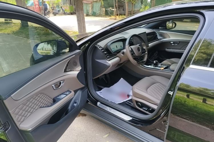 Used BYD Han 2022 EV Genesis Edition 715KM Front-Wheel-Drive Prestige Model Driver Seat