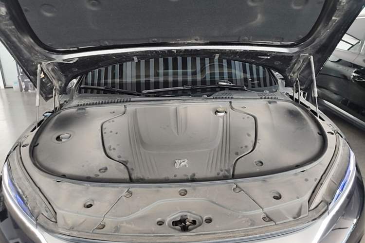 Used BYD Han 2022 EV Genesis Edition 715KM Front-Wheel-Drive Prestige Model Engine Bay