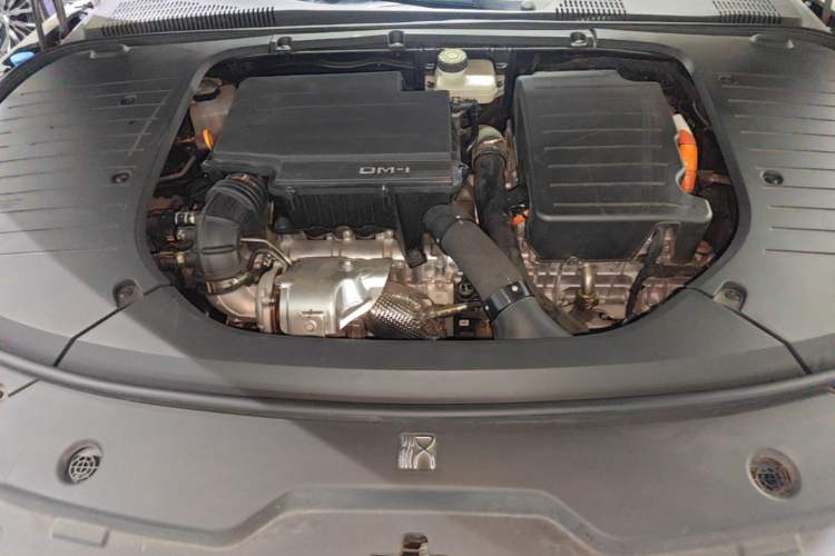 Used BYD Han 2022 DM-i 121KM Prestige Model Engine Bay