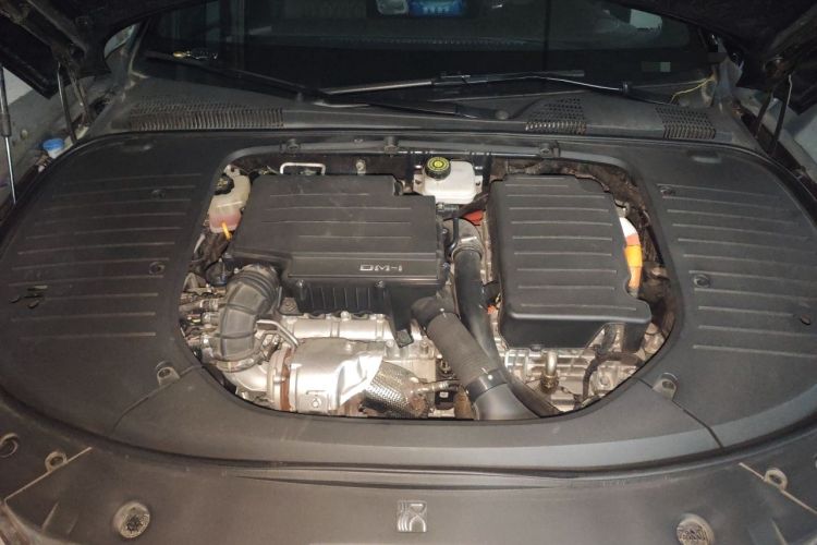 Used BYD Han 2022 DM-i 121KM Prestige Model Engine Bay