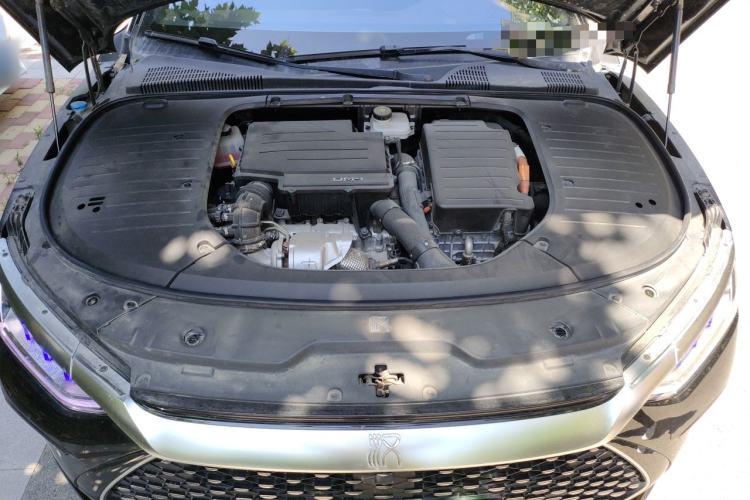 Used BYD Han 2022 DM-i 121KM Prestige Model Engine Bay