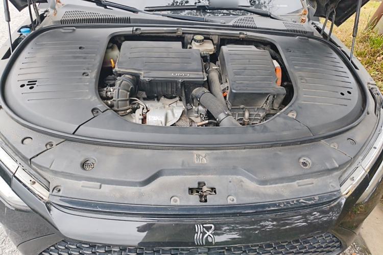 Used BYD Han 2022 DM-i 121KM Prestige Model Engine Bay