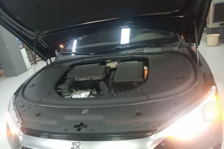 Used BYD Han 2022 DM-i 121KM Prestige Model Engine Bay