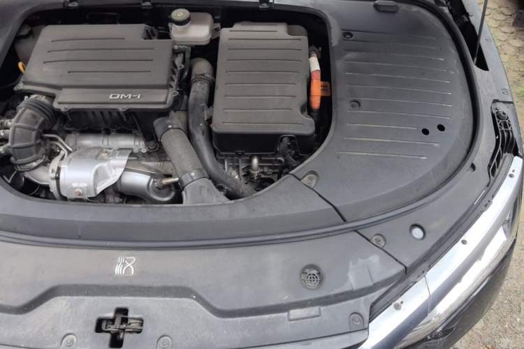 Used BYD Han 2022 DM-i 121KM Prestige Model Engine Bay Left
