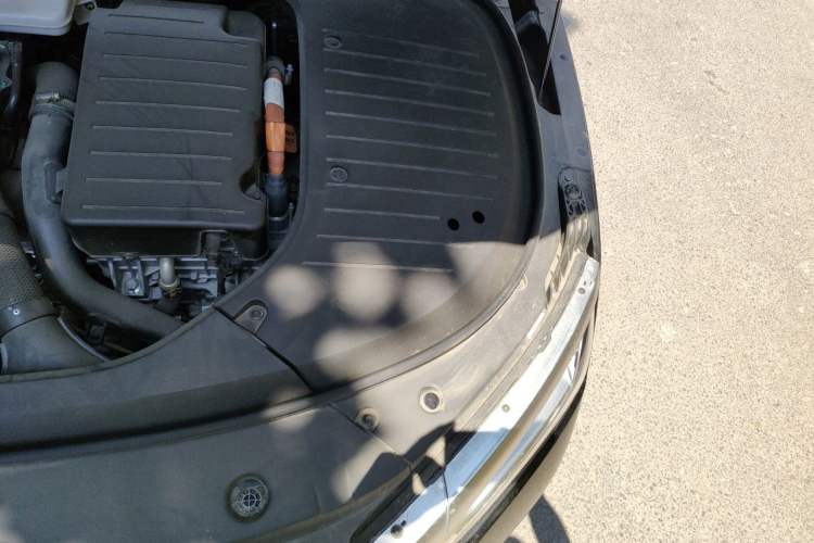 Used BYD Han 2022 DM-i 121KM Prestige Model Engine Bay Left