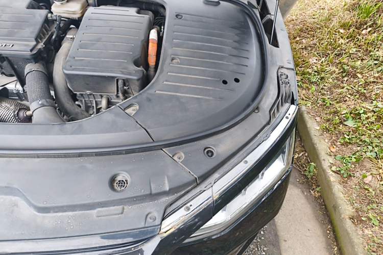 Used BYD Han 2022 DM-i 121KM Prestige Model Engine Bay Left
