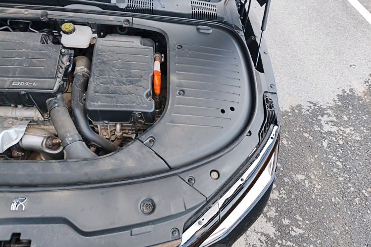 Used BYD Han 2022 DM-i 121KM Luxury Model Engine Bay Left
