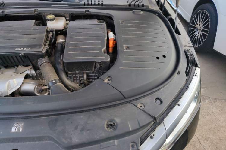 Used BYD Han 2022 DM-i 121KM Luxury Model Engine Bay Left