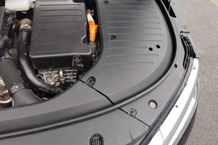 Used BYD Han 2022 DM-i 121KM Prestige Model Engine Bay Left