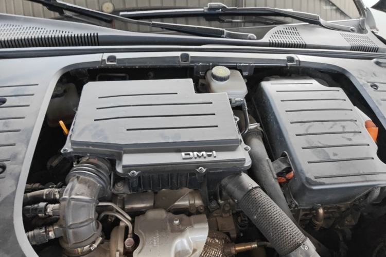 Used BYD Han 2022 DM-i 121KM Prestige Model Engine Bay