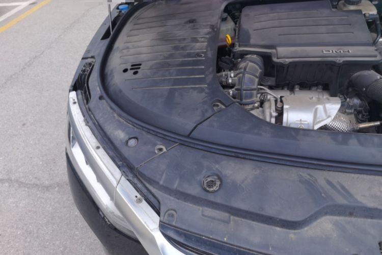 Used BYD Han 2022 DM-i 121KM Luxury Model Engine Bay Right