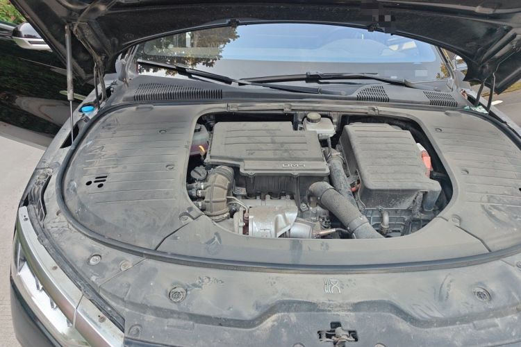 Used BYD Han 2022 DM-i 121KM Prestige Model Engine Bay Right