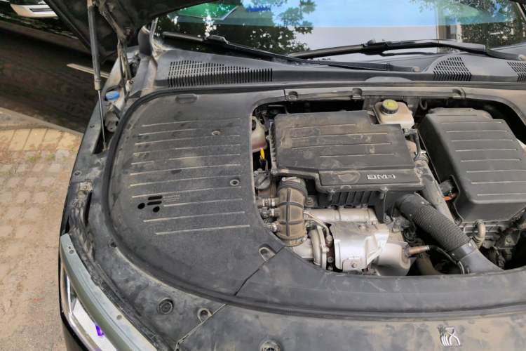 Used BYD Han 2022 DM-i 121KM Luxury Model Engine Bay Right