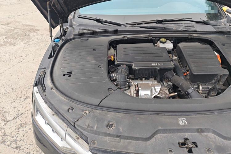 Used BYD Han 2022 DM-i 121KM Prestige Model Engine Bay Right