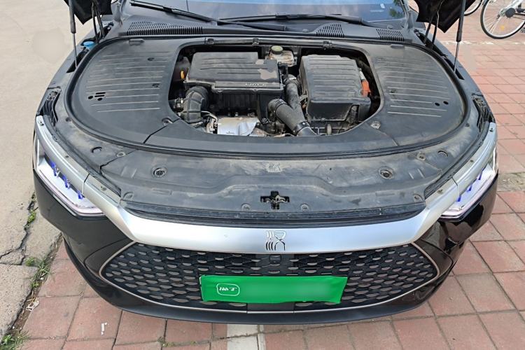 Used BYD Han 2022 DM-i 121KM Prestige Model Engine Bay