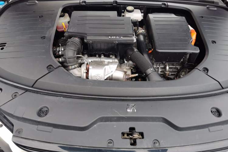 Used BYD Han 2022 DM-i 121KM Prestige Model Engine Bay