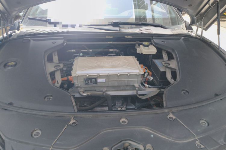 Used BYD Han 2022 EV Genesis Edition 715KM Front-Wheel-Drive Prestige Model Engine Bay