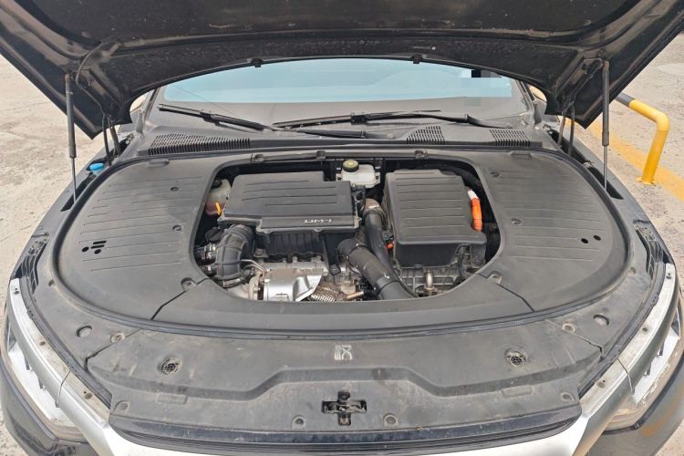 Used BYD Han 2022 DM-i 121KM Prestige Model Engine Bay