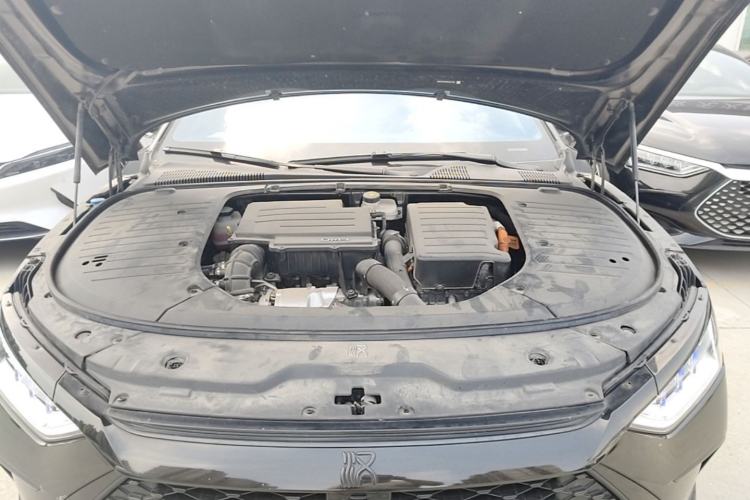 Used BYD Han 2022 DM-i 121KM Luxury Model Engine Bay