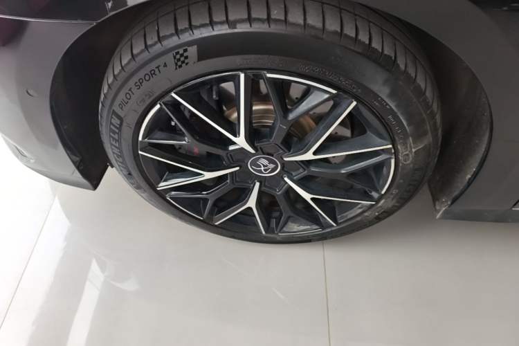 Used BYD Han 2022 DM-p 202km Four-Wheel Drive Flagship Model Exterior 4