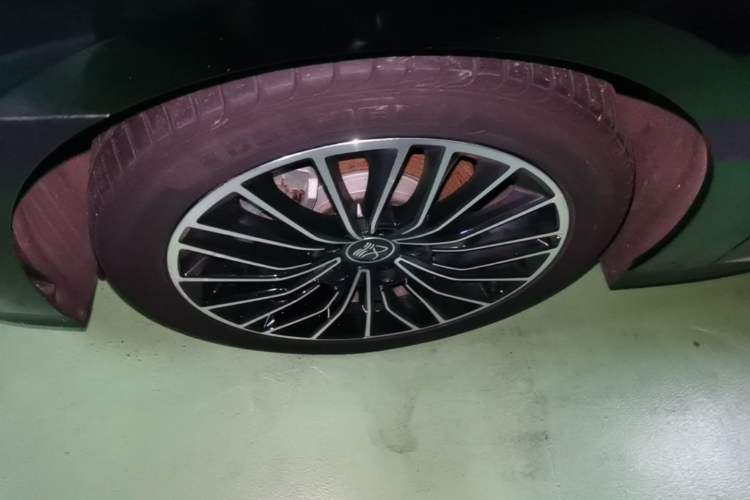 Used BYD Han 2022 DM-i 121KM Luxury Model Exterior 4
