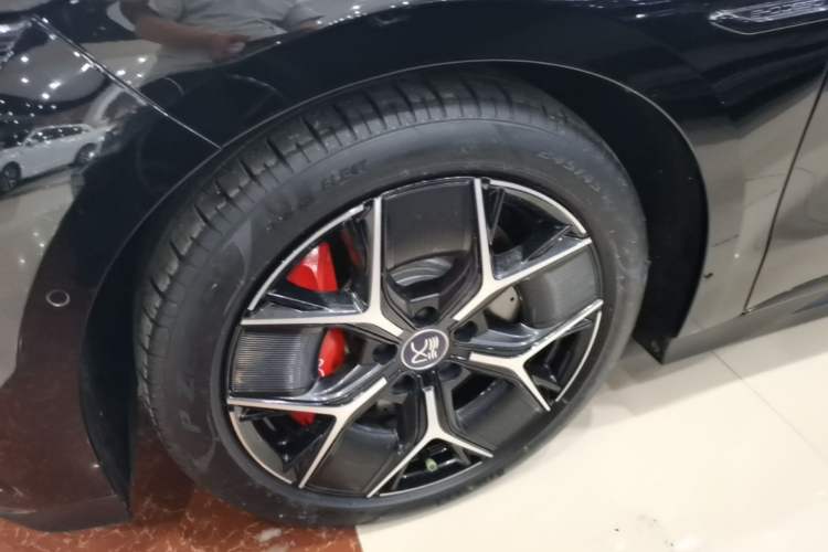 Used BYD Han 2022 EV Genesis Edition 715 km Front-Wheel-Drive Flagship Model Exterior 4