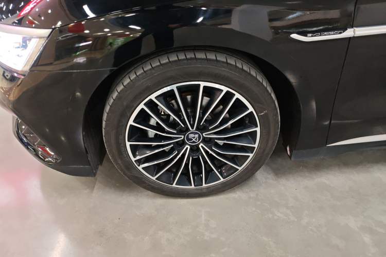 Used BYD Han 2022 DM-i 121KM Luxury Model Exterior 4