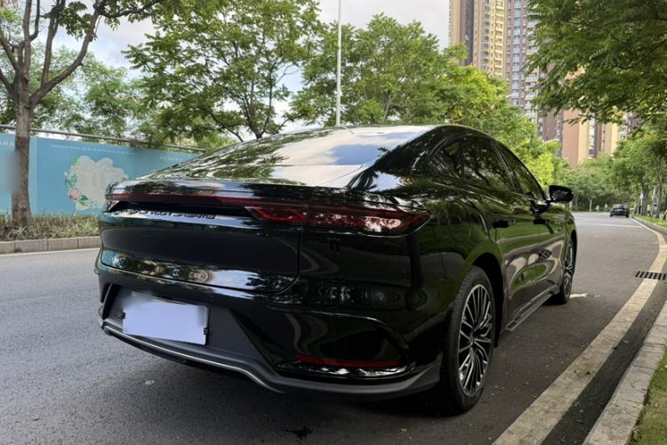 Used BYD Han 2022 DM-i 121KM Prestige Model Exterior 4