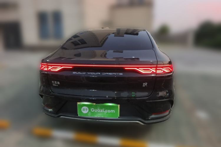 Used BYD Han 2022 DM-i 121KM Prestige Model Exterior 4