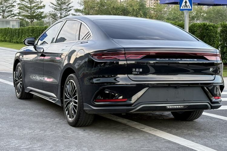 Used BYD Han 2022 DM-i 121KM Luxury Model Exterior 5