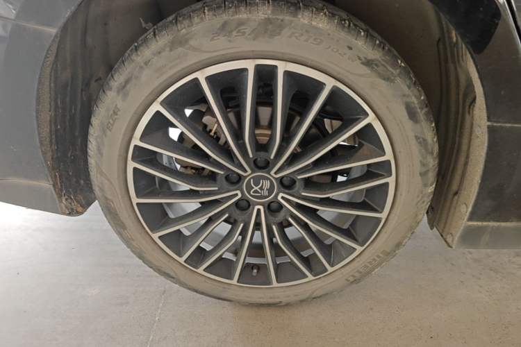 Used BYD Han 2022 DM-i 121KM Luxury Model Exterior 5