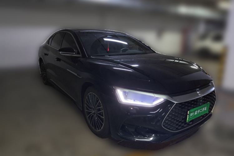 Used BYD Han 2022 DM-i 121KM Luxury Model Front Right 45 Deg