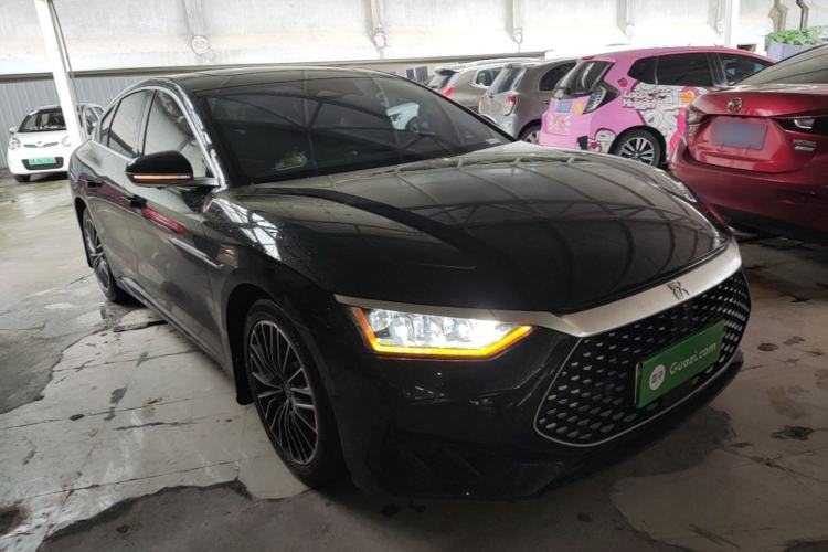 Used BYD Han 2022 DM-i 121KM Luxury Model Front Right 45 Deg