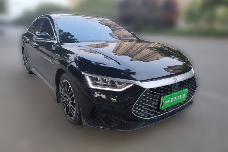 Used BYD Han 2022 DM-i 121KM Luxury Model Front Right 45 Deg