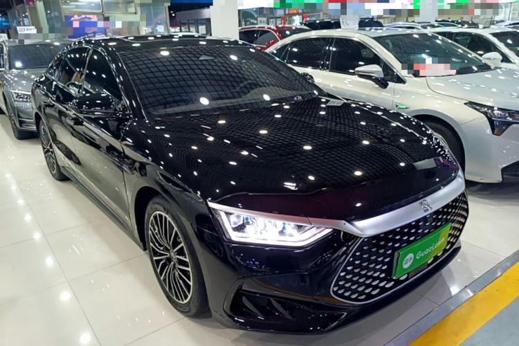 Used BYD Han 2022 DM-i 121KM Prestige Model Front Right 45 Deg
