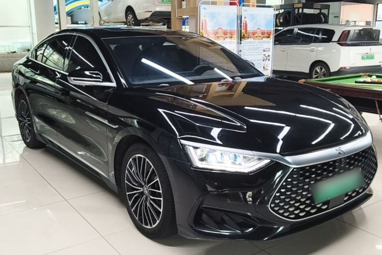 Used BYD Han 2022 DM-i 121KM Luxury Model Front Right 45 Deg