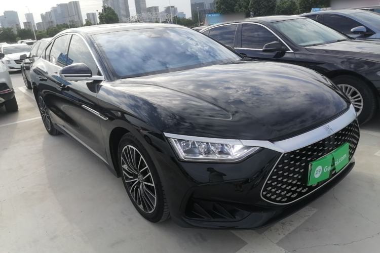 Used BYD Han 2022 DM-i 121KM Luxury Model Front Right 45 Deg