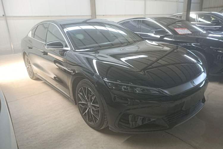 Used BYD Han 2022 EV Genesis Edition 610KM All-Wheel Drive Premium Model Front Right 45 Deg