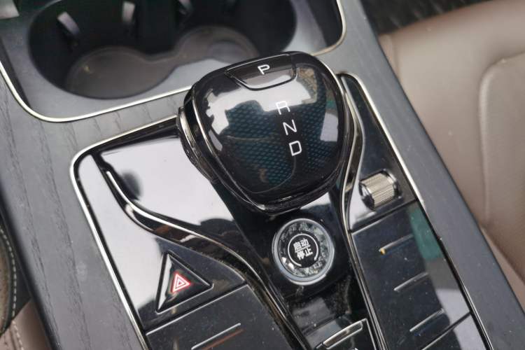Used BYD Han 2022 DM-i 121KM Luxury Model Gear Lever