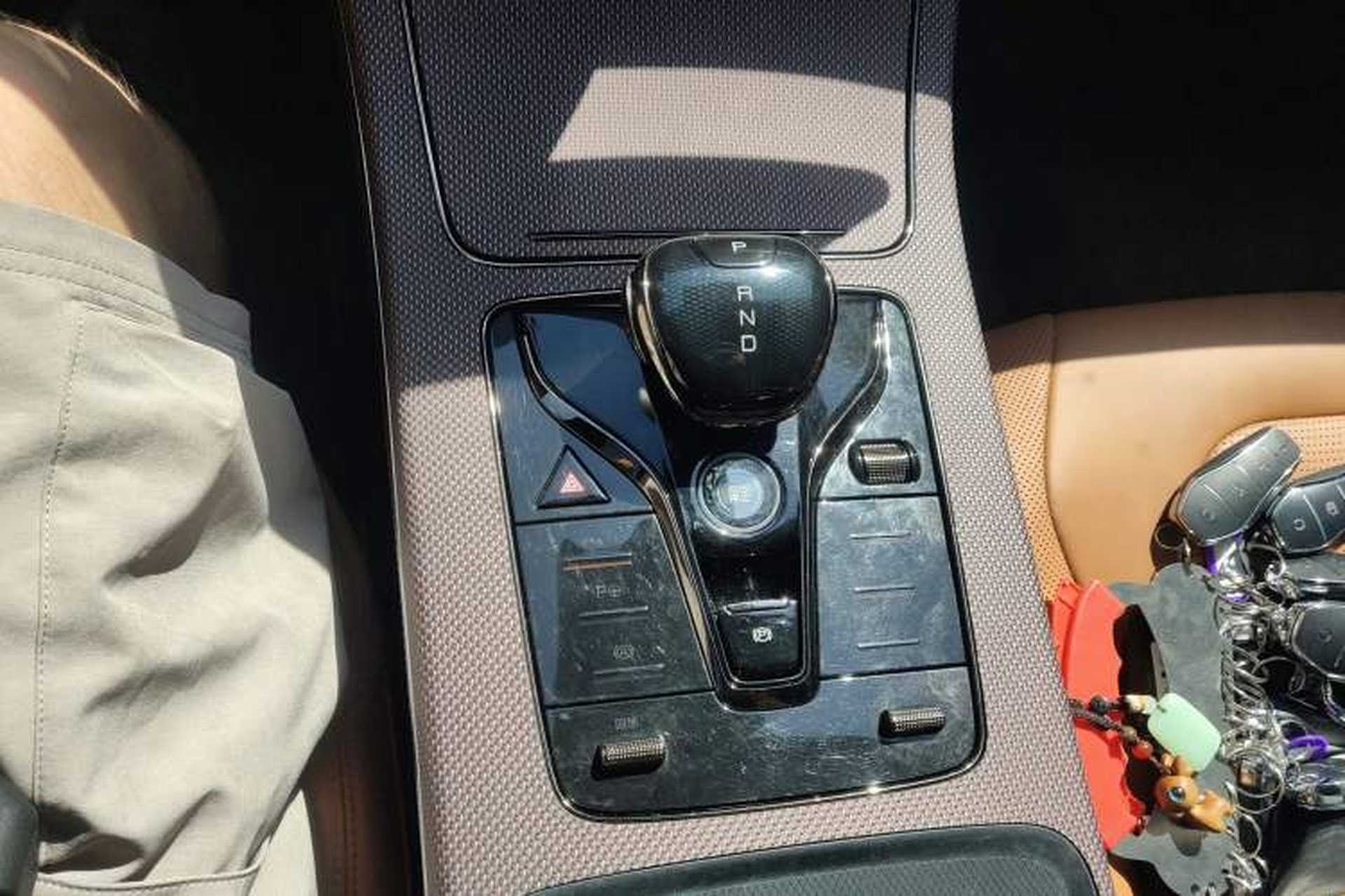 Used BYD Han 2022 EV Genesis Edition 610KM All-Wheel Drive Premium Model Gear Lever
