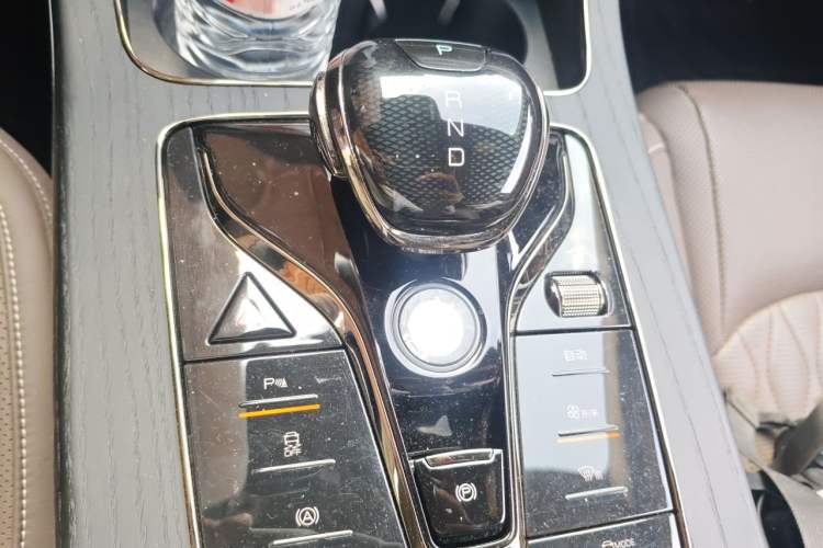 Used BYD Han 2022 DM-i 121KM Luxury Model Gear Lever