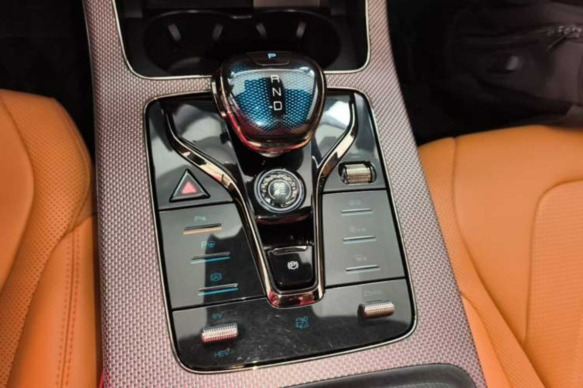 Used BYD Han 2022 DM-p 202km Four-Wheel Drive Flagship Model Gear Lever