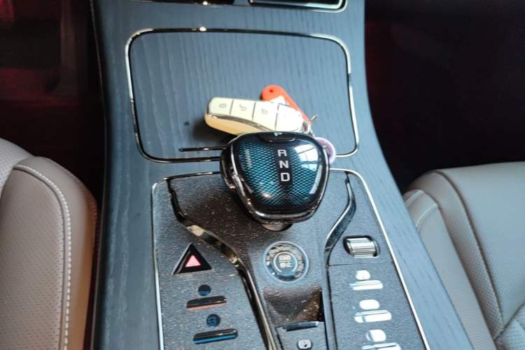 Used BYD Han 2022 DM-i 121KM Luxury Model Gear Lever