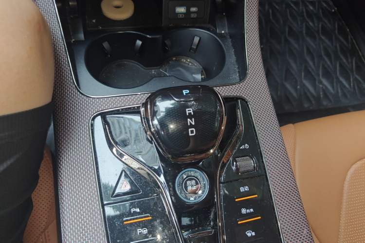 Used BYD Han 2022 EV Genesis Edition 715 km Front-Wheel-Drive Flagship Model Gear Lever