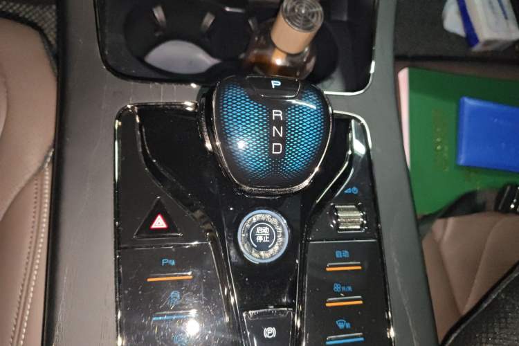 Used BYD Han 2022 DM-i 121KM Luxury Model Gear Lever