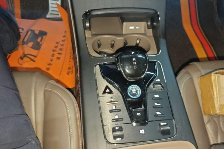 Used BYD Han 2022 DM-i 121KM Prestige Model Gear Lever