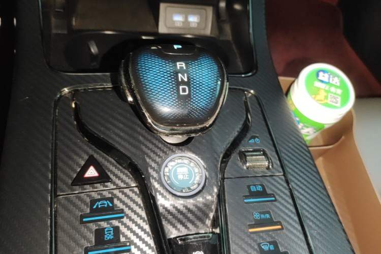 Used BYD Han 2022 EV Genesis Edition 715KM Front-Wheel-Drive Prestige Model Gear Lever