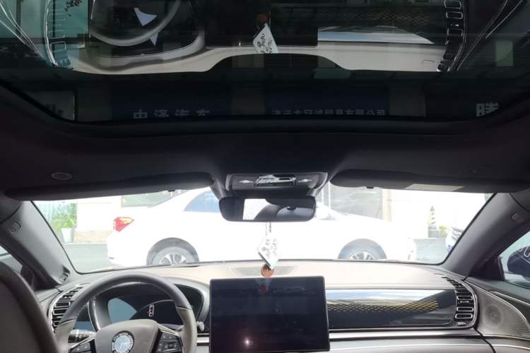 Used BYD Han 2022 EV Genesis Edition 610KM All-Wheel Drive Premium Model Headliner