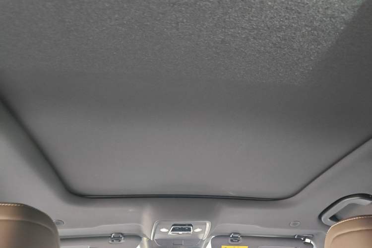 Used BYD Han 2022 DM-i 121KM Prestige Model Headliner